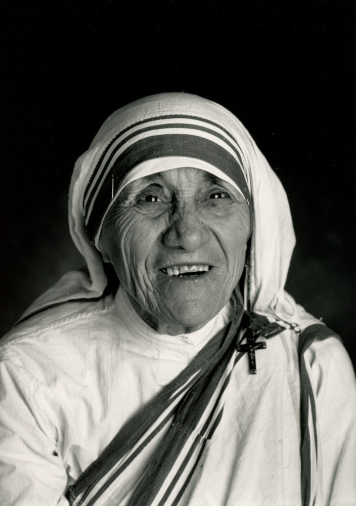 The Humanity of Service: Portraits by Michael Collopy - Mother Teresa ...